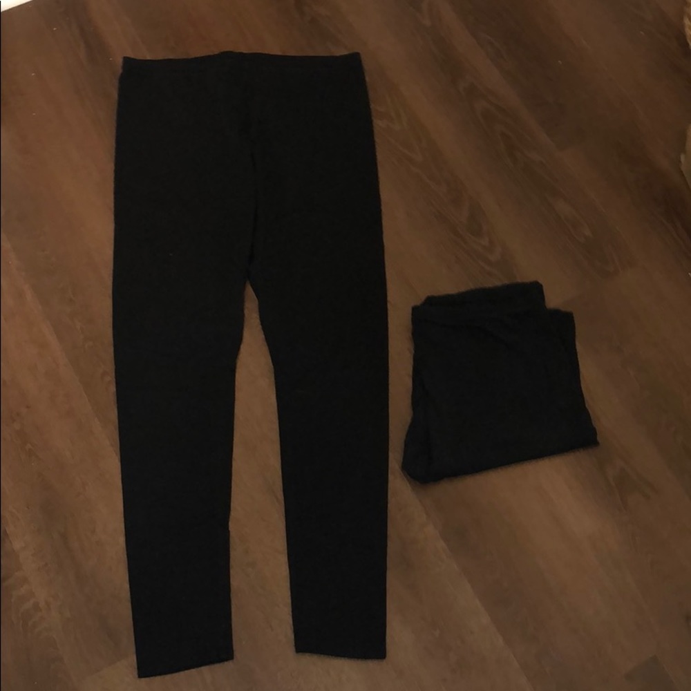 2 Pairs of Black Leggings (L)
